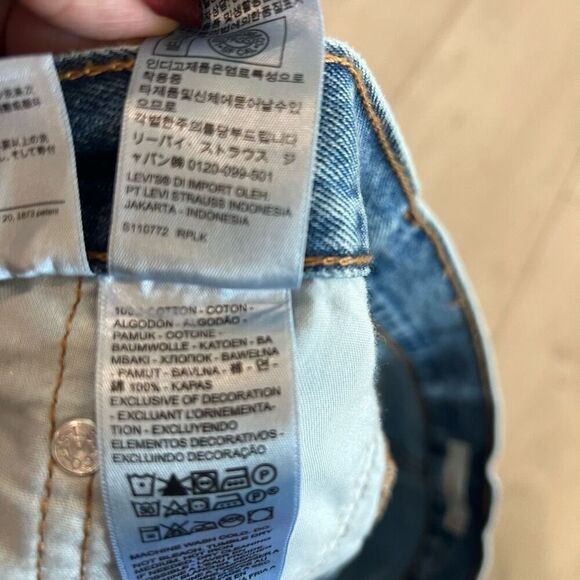 Levi’s icon demin skirt size 30 - Picture 7 of 7